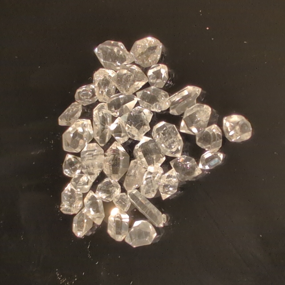 Herkimer Diamonds Lot Of 36 - Picture 4 of 6